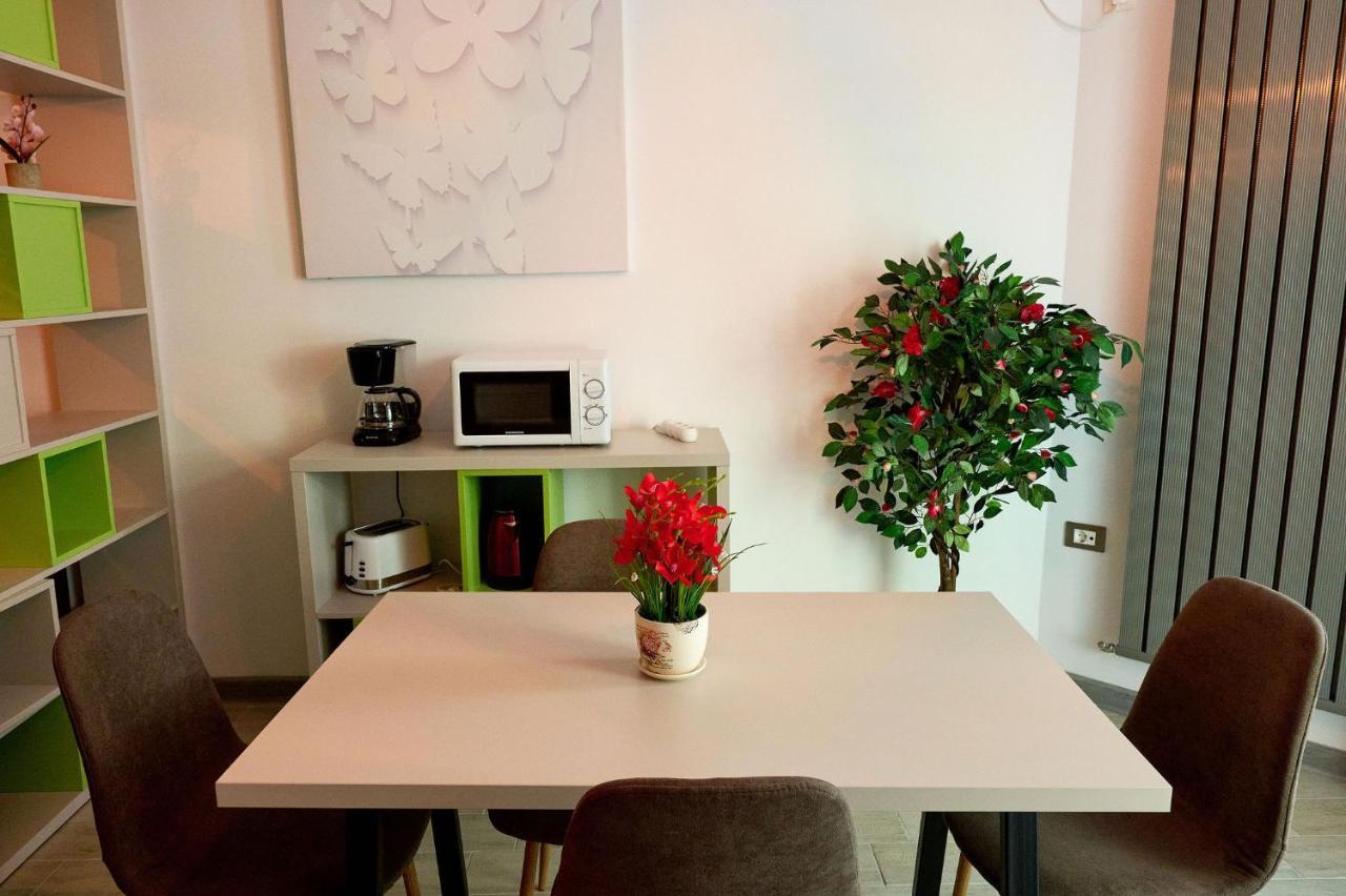 Orizont Sea View Apartment- Spa N Pools Beach Resort Mamaia Exteriör bild